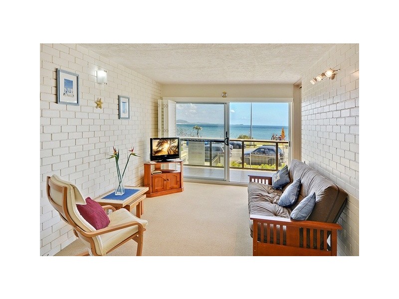 Unit 1 ‘Sounion’ 246 Alexandra Parade, Alexandra Headland QLD 4572