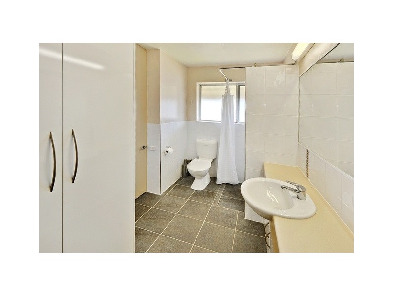 Unit 1 ‘Sounion’ 246 Alexandra Parade, Alexandra Headland QLD 4572