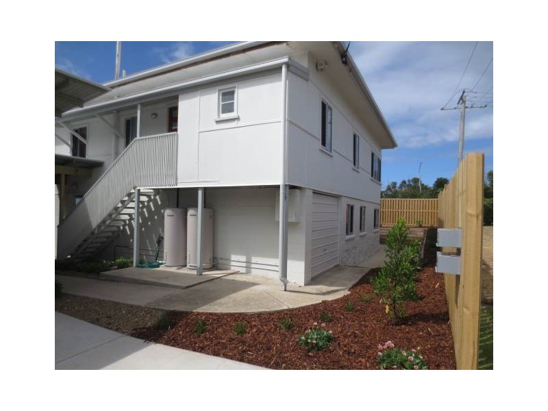 2/2 Mandin Street, Alexandra Headland QLD 4572