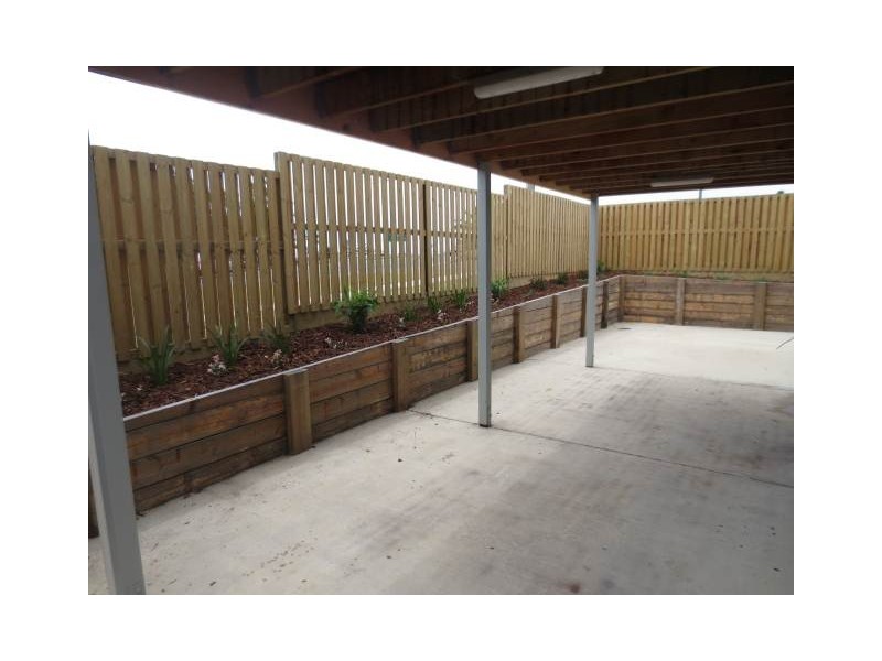 1/2 Mandin Street, Alexandra Headland QLD 4572