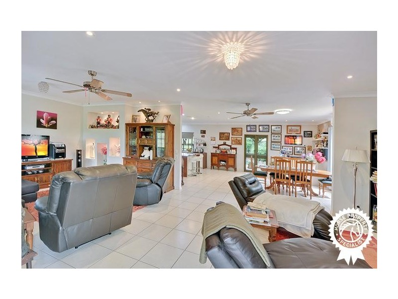 337 Connection Road, Mooloolah Valley QLD 4553