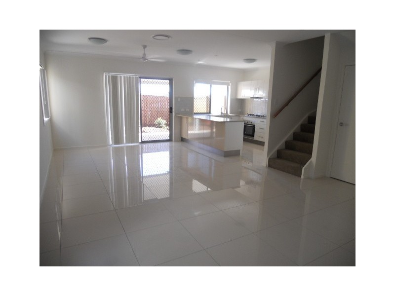 12/2 Photinia Crescent, Mountain Creek QLD 4557