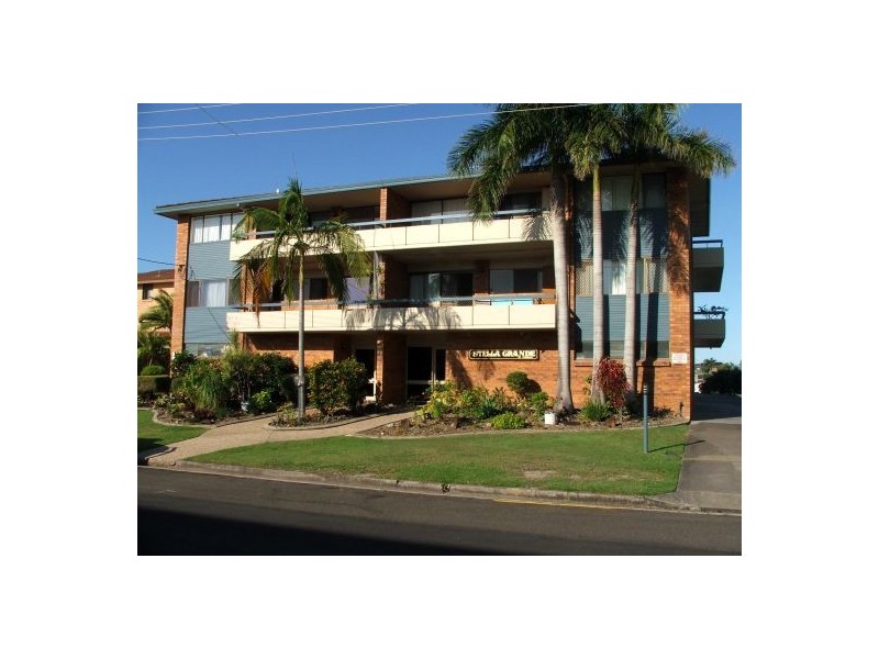 8/19 Carinya, Mooloolaba QLD 4557