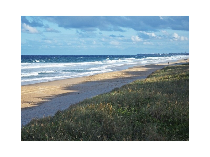 Unit 24 ‘Surfside On The Beach’ 145 Lowanna Drive, Buddina QLD 4575