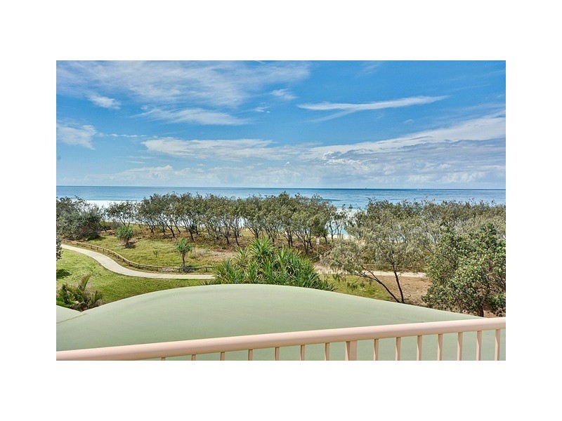 Unit 24 ‘Surfside On The Beach’ 145 Lowanna Drive, Buddina QLD 4575