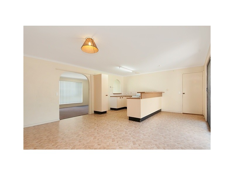 57 Sunbird Chase, Parrearra QLD 4575