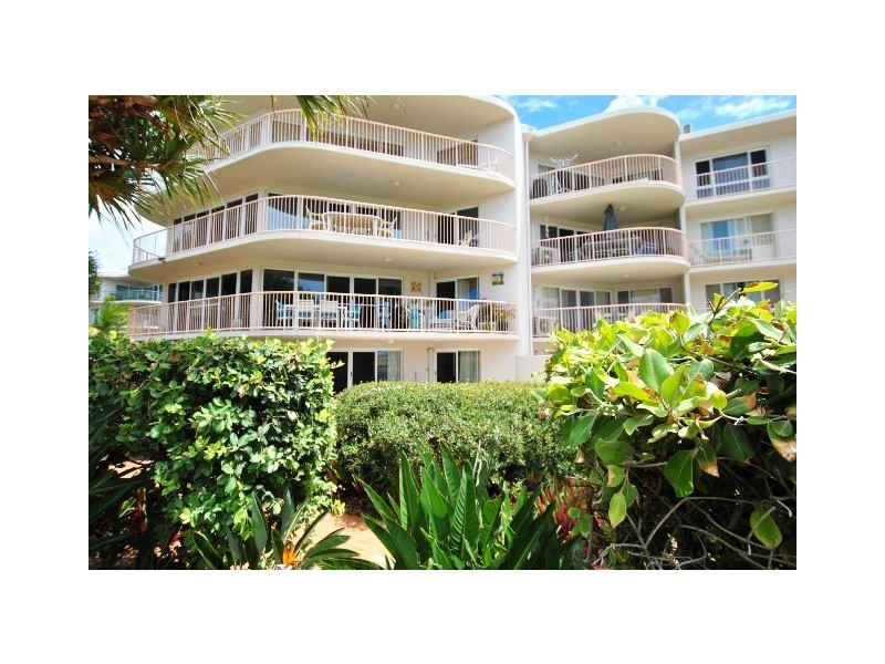 Unit 14 ‘Surfside On The Beach’ 145 Lowanna Drive, Buddina QLD 4575