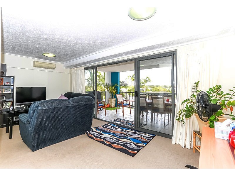 Unit 20 ‘The Caribbean Kawana Island’ 4 Grand Parade, Parrearra QLD 4575