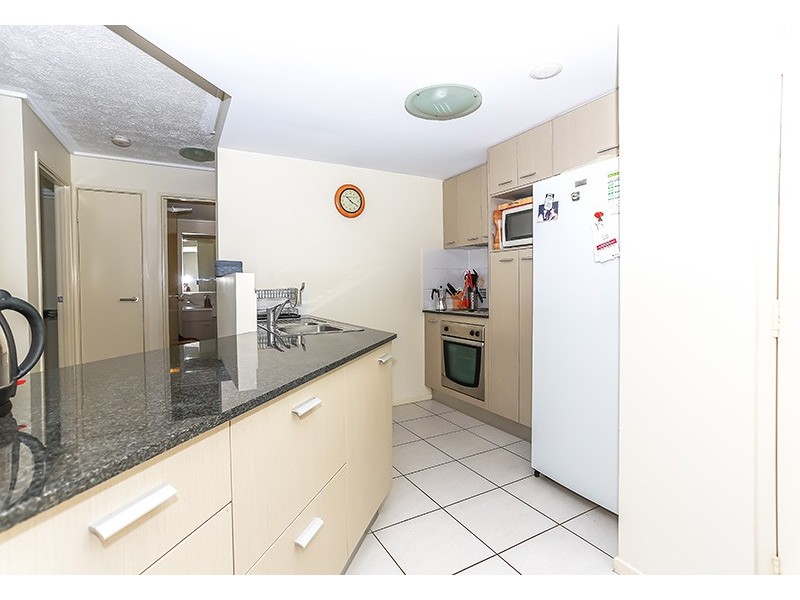 Unit 20 ‘The Caribbean Kawana Island’ 4 Grand Parade, Parrearra QLD 4575