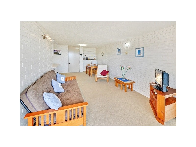 1/246 Alexandra Parade, Alexandra Headland QLD 4572