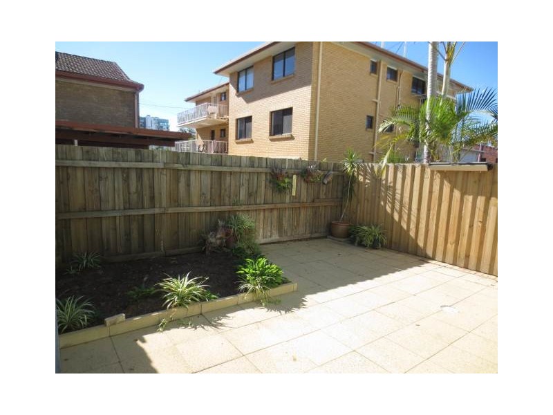 5/26 Goonawarra Drive, Mooloolaba QLD 4557