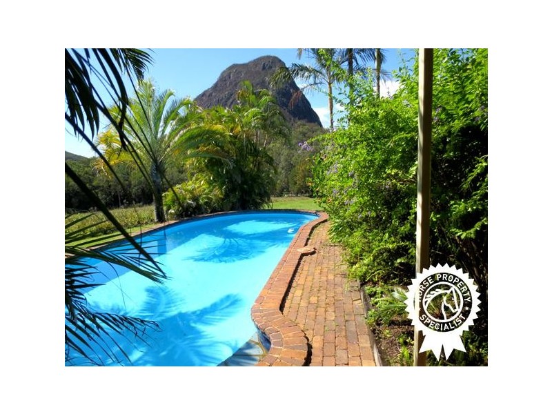 276 Barrs Road, Glass House Mountains QLD 4518