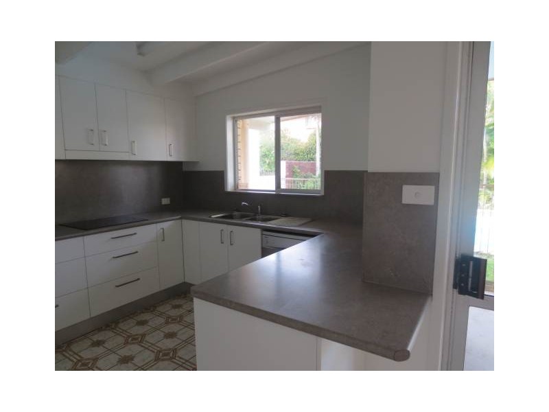 53 Yaringa Avenue, Buddina QLD 4575