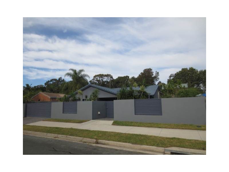 14 Jarrah Street, Minyama QLD 4575