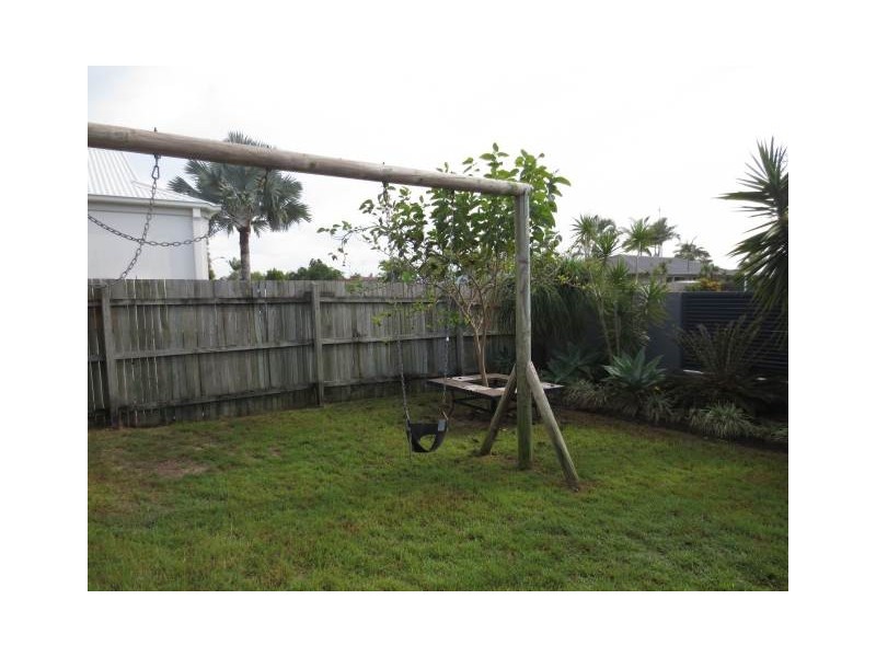 14 Jarrah Street, Minyama QLD 4575