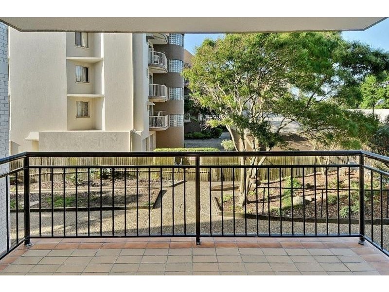 5/150 Duporth Avenue, Maroochydore QLD 4558