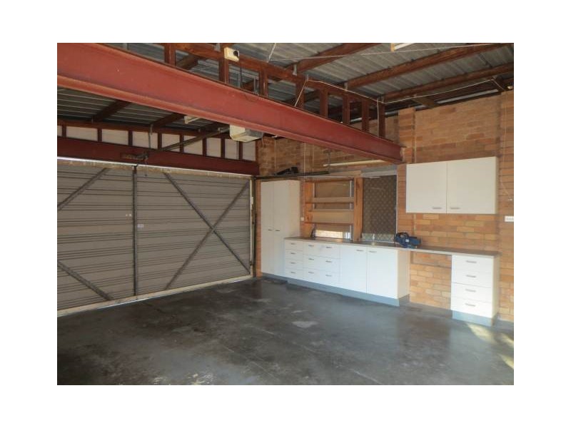 3 Nagari Place, Warana QLD 4575