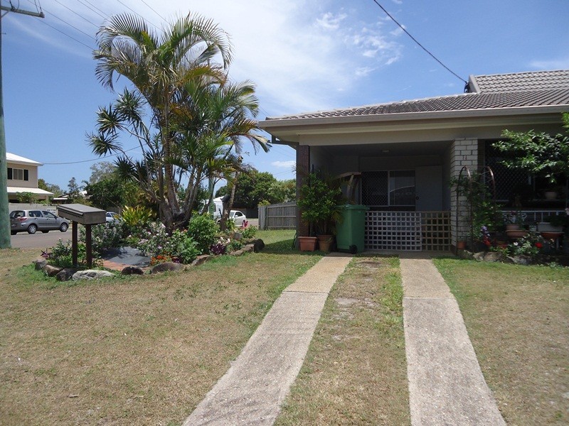 1/2 Rose Street, Maroochydore QLD 4558