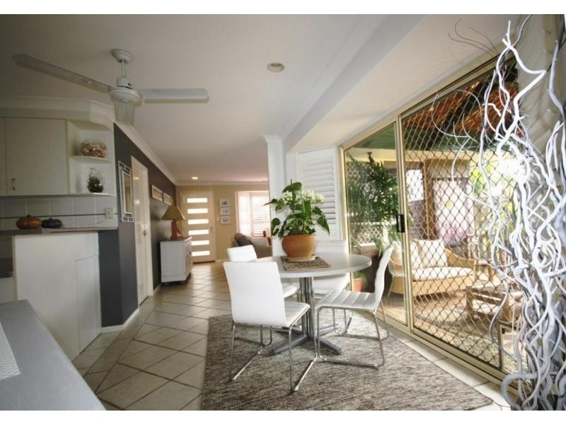 Unit 208 ‘Regents Landing No 3′ 19 Arwen Street, Maroochydore QLD 4558