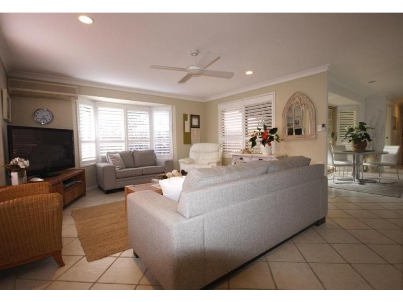 Unit 208 ‘Regents Landing No 3′ 19 Arwen Street, Maroochydore QLD 4558