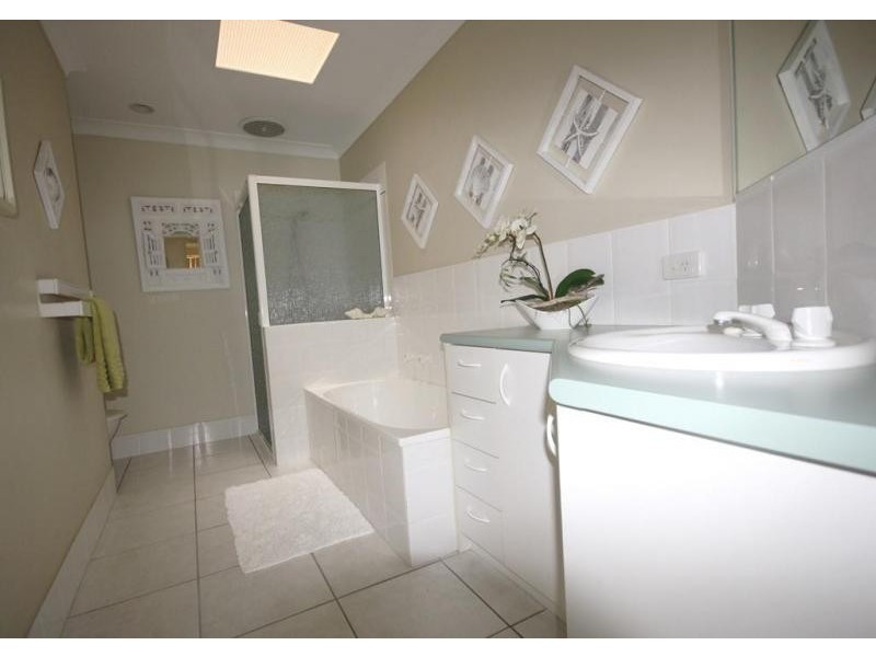 Unit 208 ‘Regents Landing No 3′ 19 Arwen Street, Maroochydore QLD 4558
