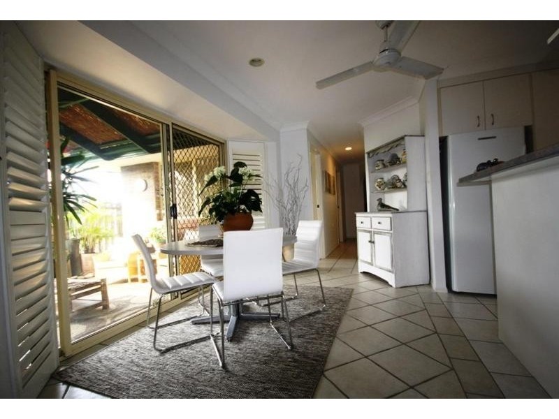 Unit 208 ‘Regents Landing No 3′ 19 Arwen Street, Maroochydore QLD 4558