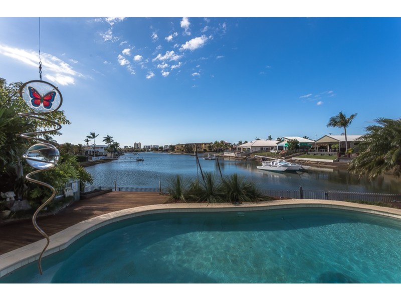 50 Amarina Avenue, Mooloolaba QLD 4557