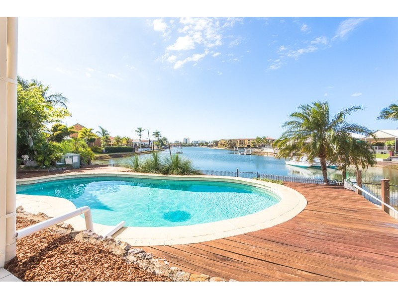 50 Amarina Avenue, Mooloolaba QLD 4557