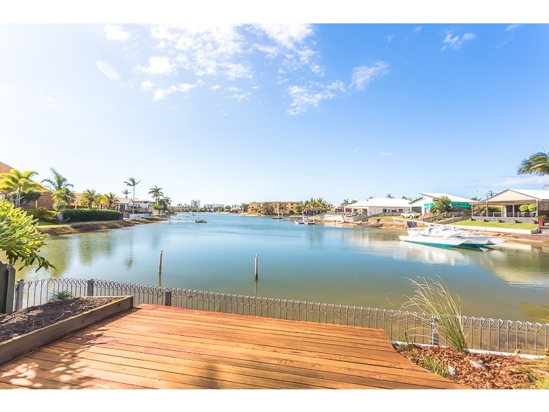 50 Amarina Avenue, Mooloolaba QLD 4557