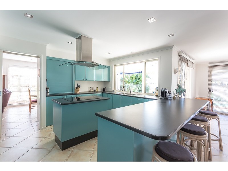 50 Amarina Avenue, Mooloolaba QLD 4557