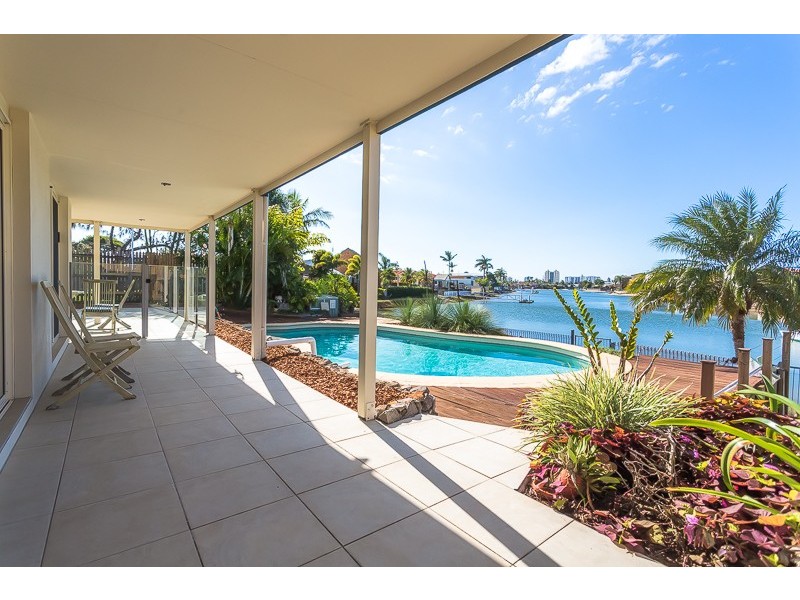 50 Amarina Avenue, Mooloolaba QLD 4557