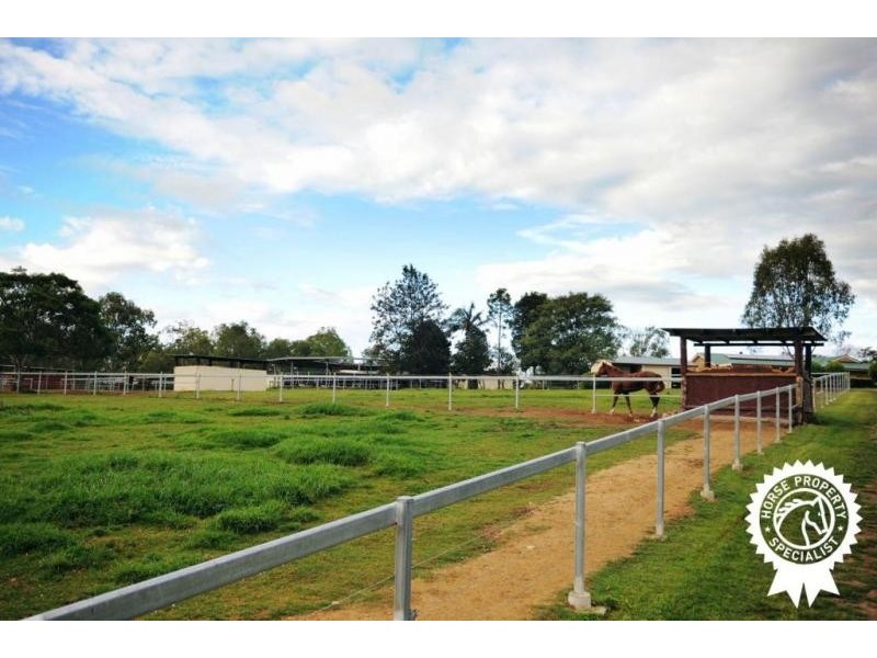 936 Neurum Road, Woodford QLD 4514