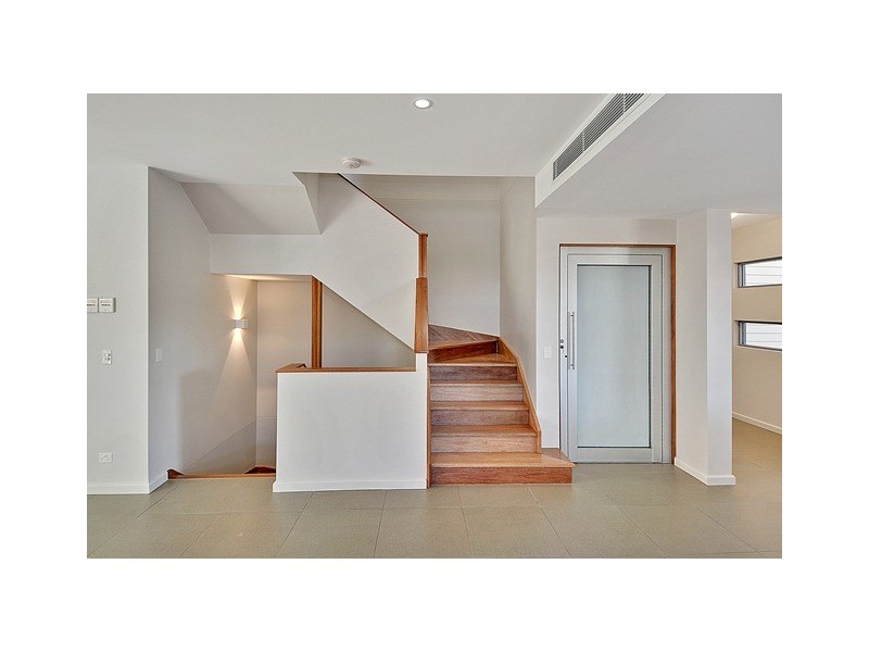 26 Alexandra Parade, Cotton Tree QLD 4558