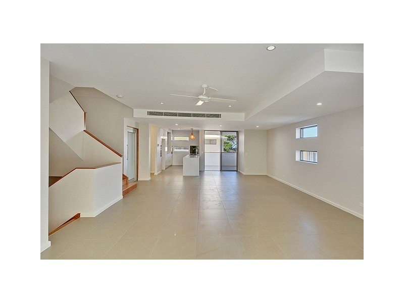 26 Alexandra Parade, Cotton Tree QLD 4558