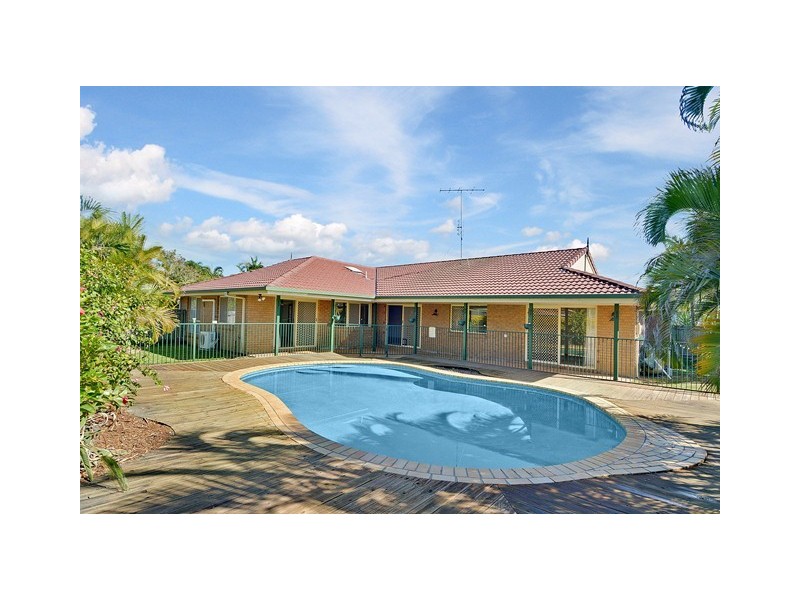 5 Teasel Court, Mountain Creek QLD 4557