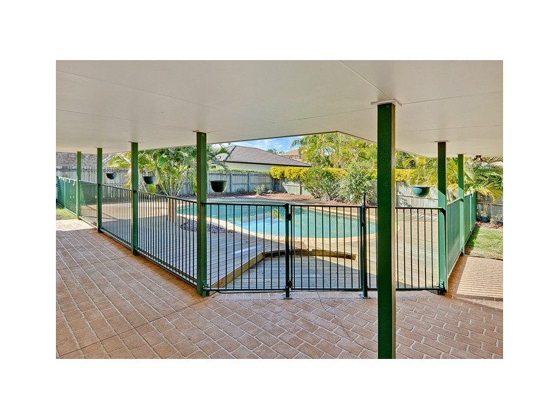 5 Teasel Court, Mountain Creek QLD 4557