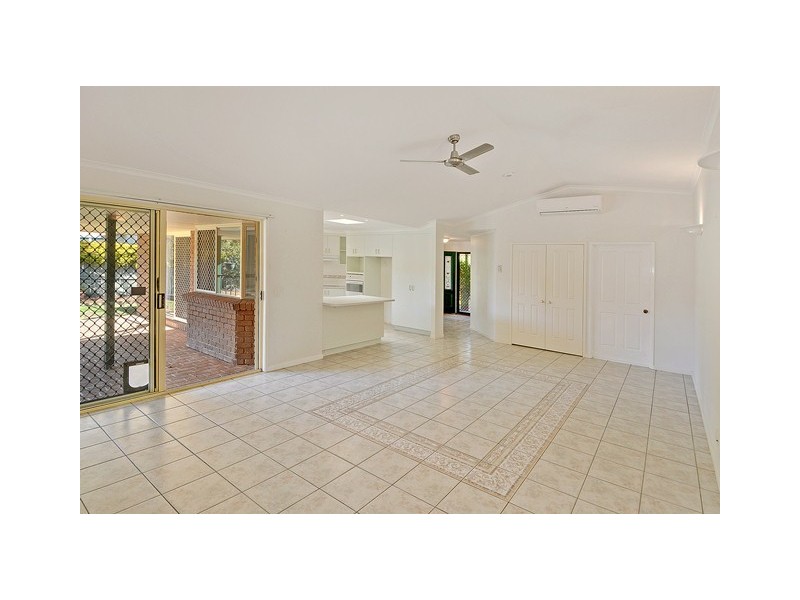 5 Teasel Court, Mountain Creek QLD 4557