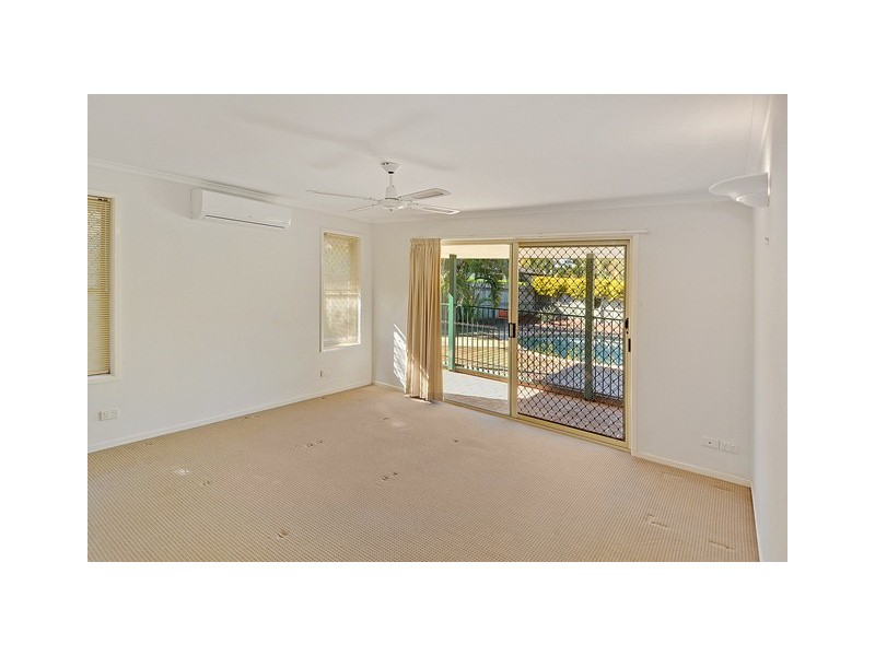 5 Teasel Court, Mountain Creek QLD 4557