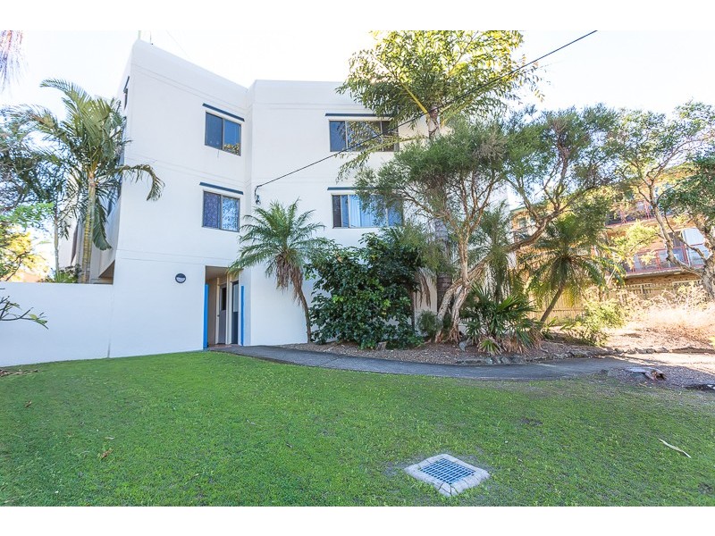 Unit 2/4 Corowa Court, Mooloolaba QLD 4557