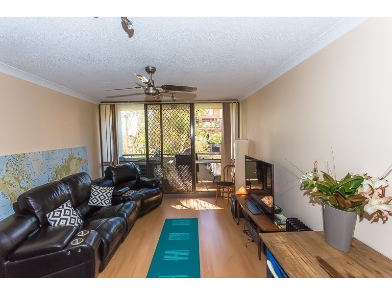 Unit 2/4 Corowa Court, Mooloolaba QLD 4557