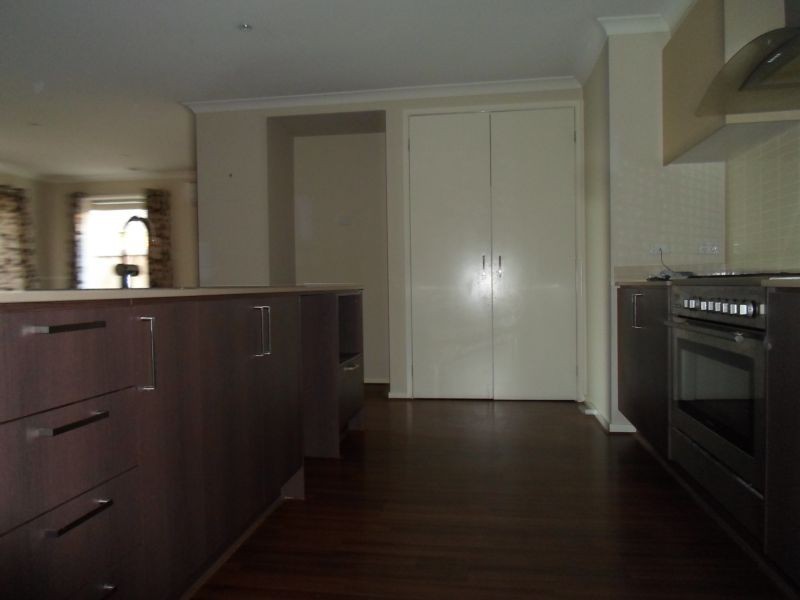 160 Clarkes Road, Brookfield VIC 3338