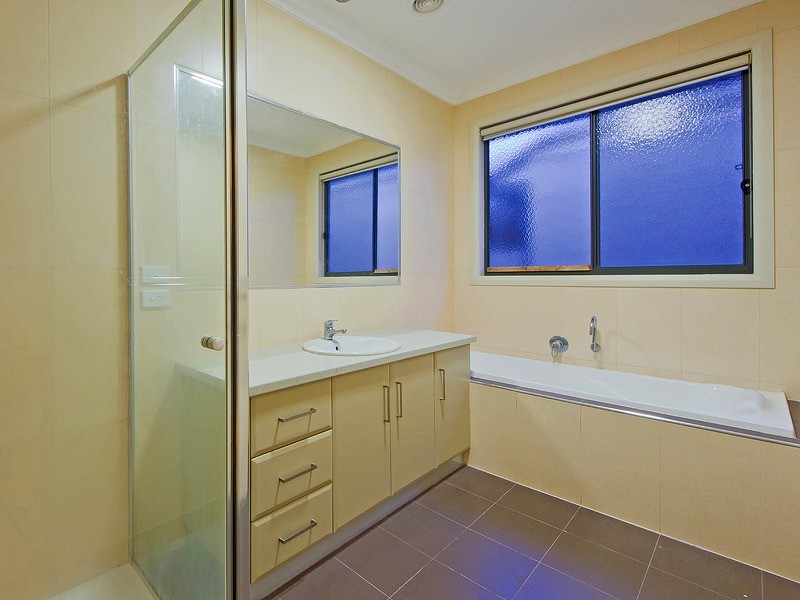 St Albans VIC 3021