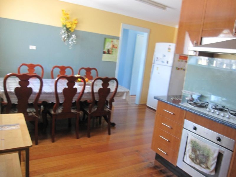 7 Cory Court, Kings Park VIC 3021