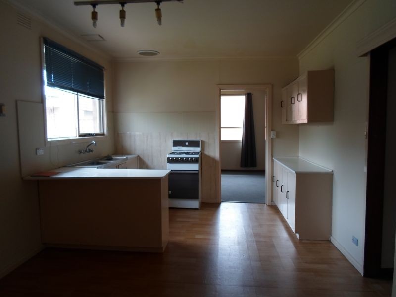 73 Theodore Street, St Albans VIC 3021
