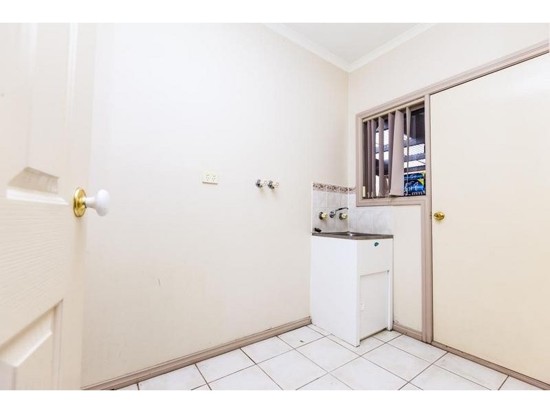 Caroline Springs VIC 3023