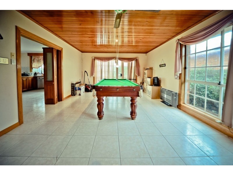 43 Springbank Way, Brookfield VIC 3338