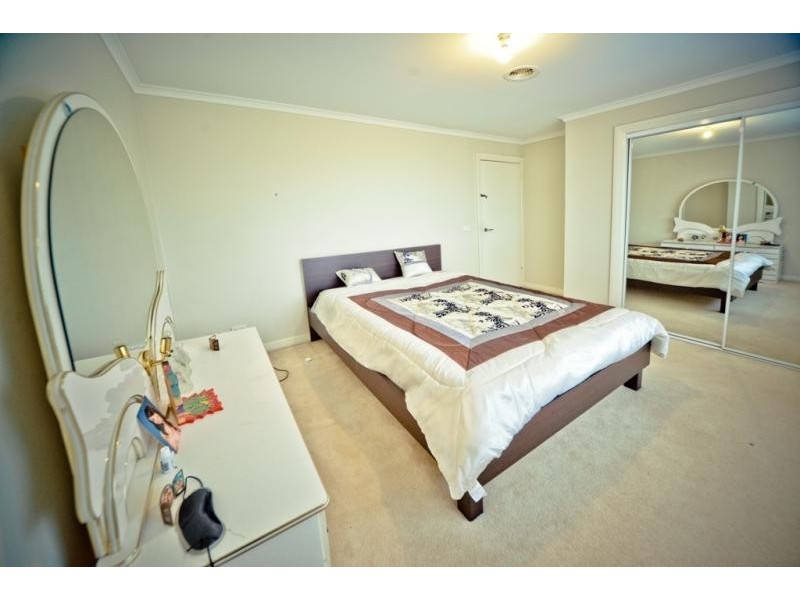 35 Domain Way, Taylors Hill VIC 3037