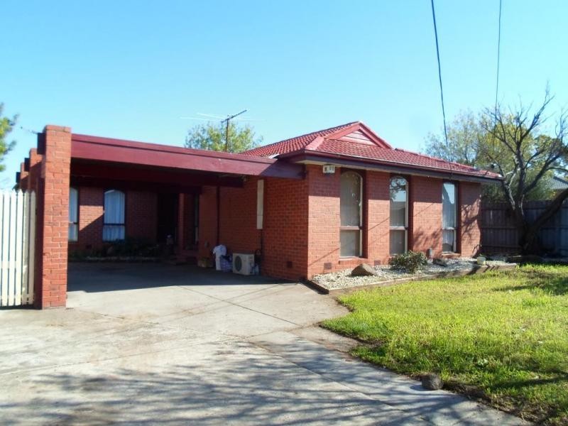 115 Kings Road, St Albans VIC 3021