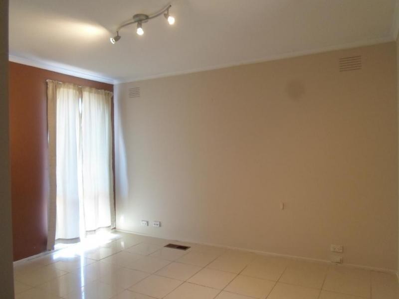 115 Kings Road, St Albans VIC 3021