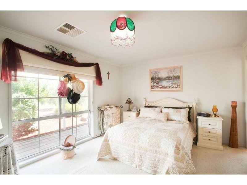 11-22 O’Connell Avenue, Toolern Vale VIC 3337